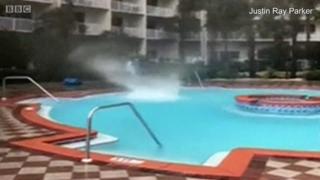 Redemoinho na piscina