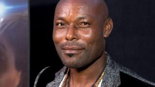 L'acteur haïtien Jimmy Jean-Louis a joué dans le film de la réalisatrice Bukinabè Apolline Traoré.