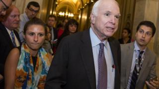 El senador por Arizona, el republicano John McCain.