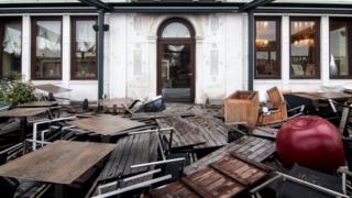 Un restaurant près de la Riva degli Schiavoni à Venise, Italie, 13 novembre 2019