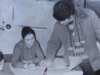 Çernobil Nükleer Santrali'nde 1981'de reaktör inşası çalışmalarına katılan görevliler