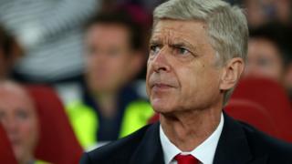 Wenger ya kwashe shekara 20 a Arsenal