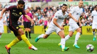 Har yanzu Manchester City ce take kan gaba a teburin gasar Premier