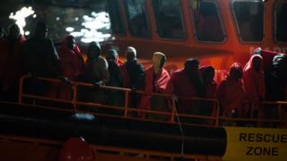 A l'inverse, les arrivées sur les côtes méditerranéennes de l'Espagne ont chuté de 72% sur la même période.