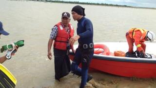 ဝေဠုကျော် ဖောင်ဒေးရှင်း ကကယ်ဆယ်ရေးနဲ့ရှာဖွေရေးတွေ လုပ် နေ