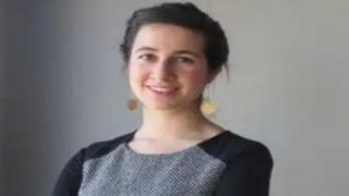نیلوفر بیانی