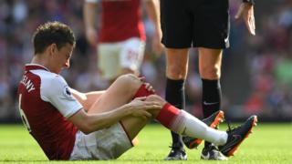 Agbábọ́ọ̀lù ìkọ Arsenal, Laurent Koscielny