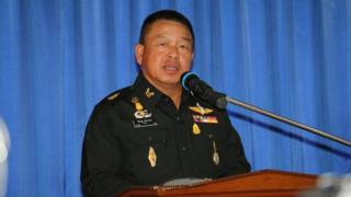 พล.ท.วิจักขฐ์ สิริบรรสพ แม่ทัพภาคที่ 3