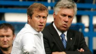 Chelsea inajiandaa kumrudisha mkufunzi wake wa zamani Carlo Ancelotti ambaye atachukua mahala pake Antonio Conte. (Sun)