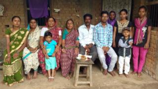 पूरा परिवार