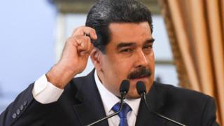 Perezida Nicolas Maduro wa Venezuela avuga ko ategerezwa gutsinda abo yise "inkewa zisara" zishaka kumukura ku butegetsi