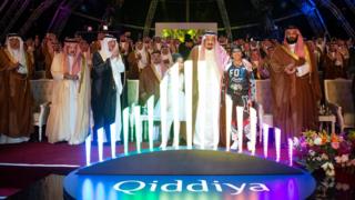 السعودية افتتحت منتجعا ترفيهيا كبيرا في القدية بالرياض