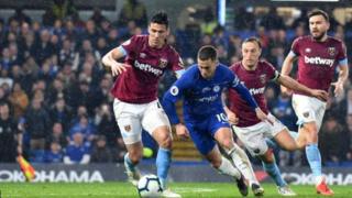 Eden Hazard yatsinze igitsindo kigize 16 mw'ihiganwa ry'umupira w'amaguru mu Bwongereza