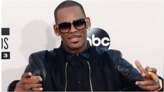 Muri iyi ndirimbo, R Kelly yemera "amakosa" yagiye akora mu rukundo ariko agahakana yivuye inyuma ko hari imibonano mpuzabitsina idakurikije amategeko yakoze