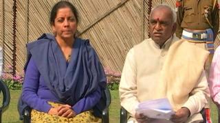 ''தேசிய நீரோட்டத்திலிருந்து தமிழர்களை பிரிக்க சிலர் முயற்சி''