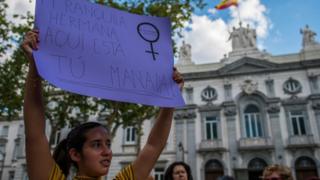 Protesta por el caso de La Manada en España.
