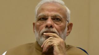 नरेंद्र मोदी