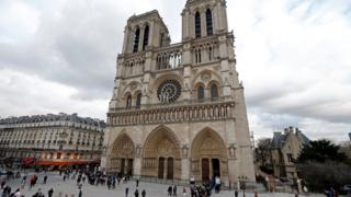 Nhà thờ Đức Bà Paris