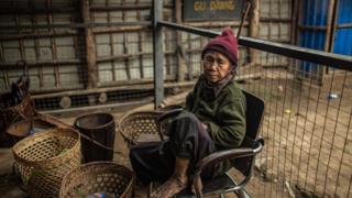 တစ်ကျော့ပြန်စစ်ပွဲတွင်း အမျိုးသမီးများဝမ်းစာအတွက် ရှာဖွေရုန်းကန်နေရ