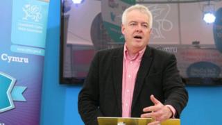 carwyn jones