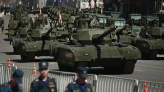 Танки "Армата" готовятся к выезду на Красную площадь
