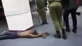 Kanda ya video yaonyesha mwandishi alivyopigwa na polisi Tanzania