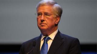 Xoghayaha difaaca Britain Michael Fallon