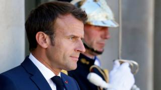 Le président Emmanuel Macron a demandé de baptiser les rues et les places des communes françaises du nom des combattants africains
