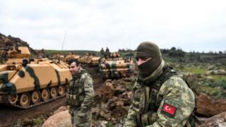 Турецкие солдаты и бронетехника на границе с Сирией, 21 января