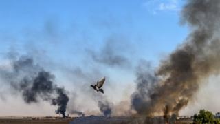 Tel Abyad'dan yükselen dumanlar