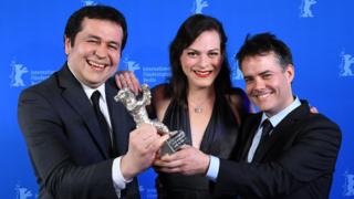 Gonzalo Maza, Daniela Vega y Sebastián Lelio, equipo de "Una mujer fantástica"