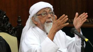 Abu Bakar Ba'asyir a kotu a 2016.