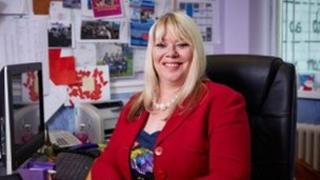 Joy Ballard: Prifathrawes Ysgol Willows