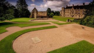 Battle of Hastings: King Harold death marker moved | July 14, 2016