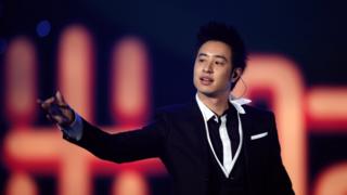 潘玮柏是《中国有嘻哈》评委之一