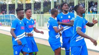 Abakinnyi ba Rayon bishimira igitego