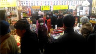 台北的南门市场主要特色就是外省食材,这点可以从商家的招牌得窥一二。
