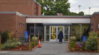 Ma jirin cid wax ku noqotay weerarka Dar Al Farooq Islamic Center