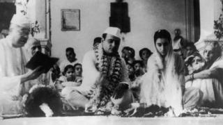 ફિરોઝ અને ઇંદિરા ગાંધીના લગ્નનો ફોટોગ્રાફ