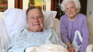 George HW Bush and Barbara Bush in Houston Methodist Hospital. Photo: 23 January 2017