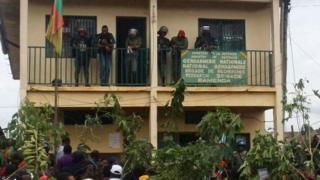 Une brigade de la gendarmerie prise d'assaut le 22 septembre dernier par les manifestants séparatistes