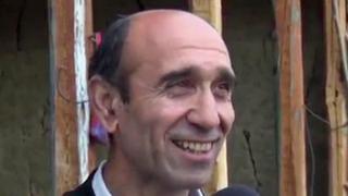 Мошинимни сотгандим, қизим Моҳинисо янгисини олиб берди, дейди Шавкат Дўланов.