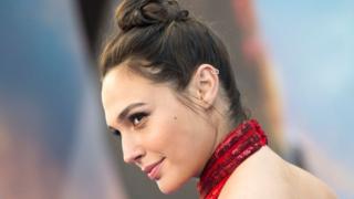 Wonder Woman galasında Gal Gadot