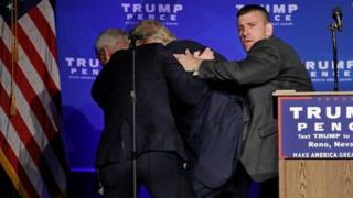 Trump n'abamurinda