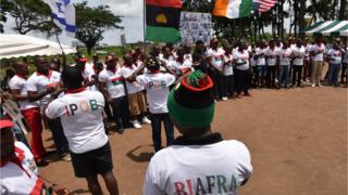 Members of IPOB wey dey do rally