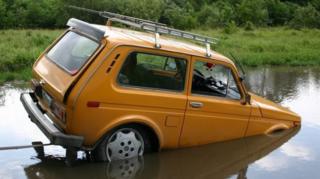 автомобіль