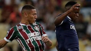 Richarlison (daga hagu)