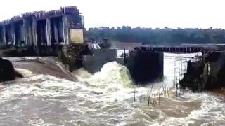 கேரள எல்லையிலுள்ள பொள்ளாச்சி ஆழியார் அணையில் உடைப்பு