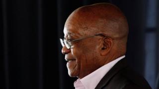 Jacob Zuma ngo yoba ashaka kuva muri Afrika y'epfo akaja kwibera i Dubai