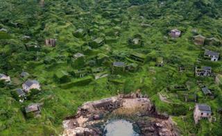 चीनमधलं निर्सगाने पछाडलेलं गाव